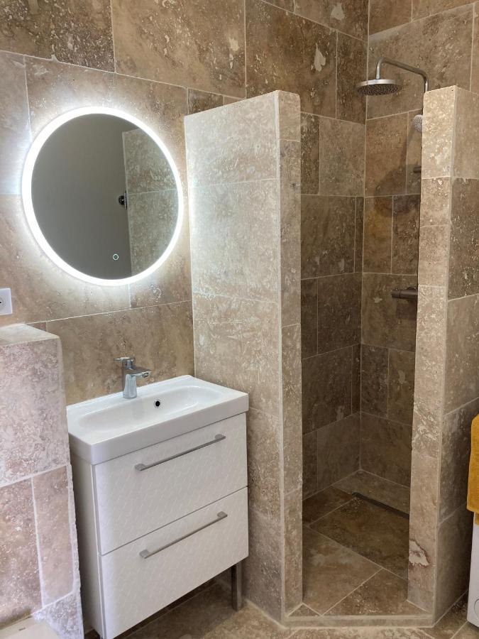 Charmant Studio Dans Villa - Parking - Jardin La Seyne-sur-Mer Kültér fotó