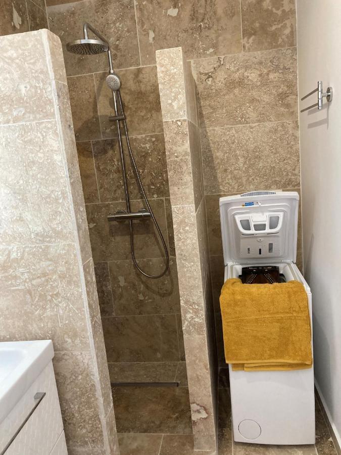 Charmant Studio Dans Villa - Parking - Jardin La Seyne-sur-Mer Kültér fotó