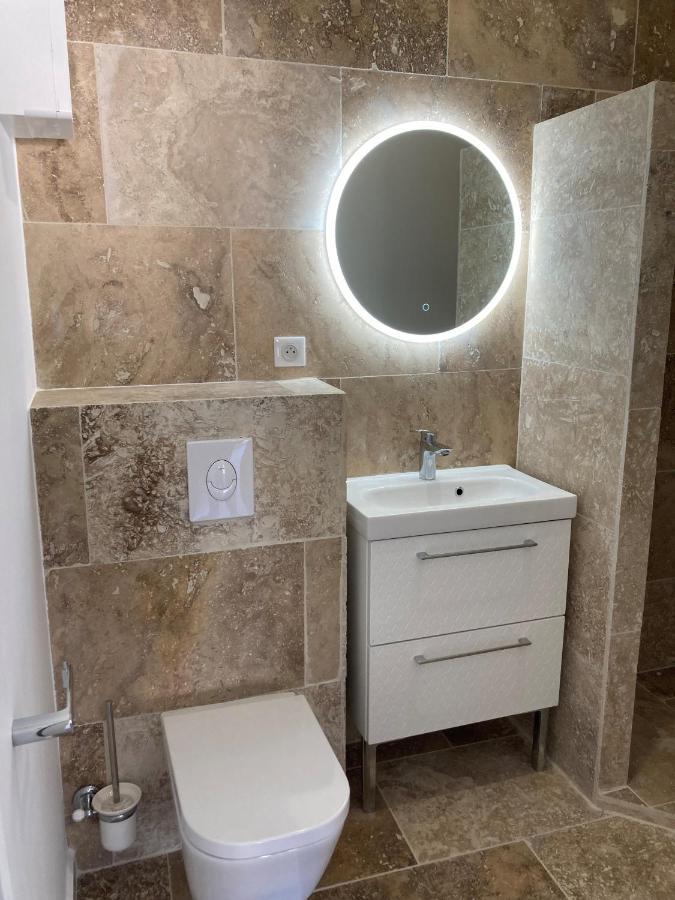 Charmant Studio Dans Villa - Parking - Jardin La Seyne-sur-Mer Kültér fotó